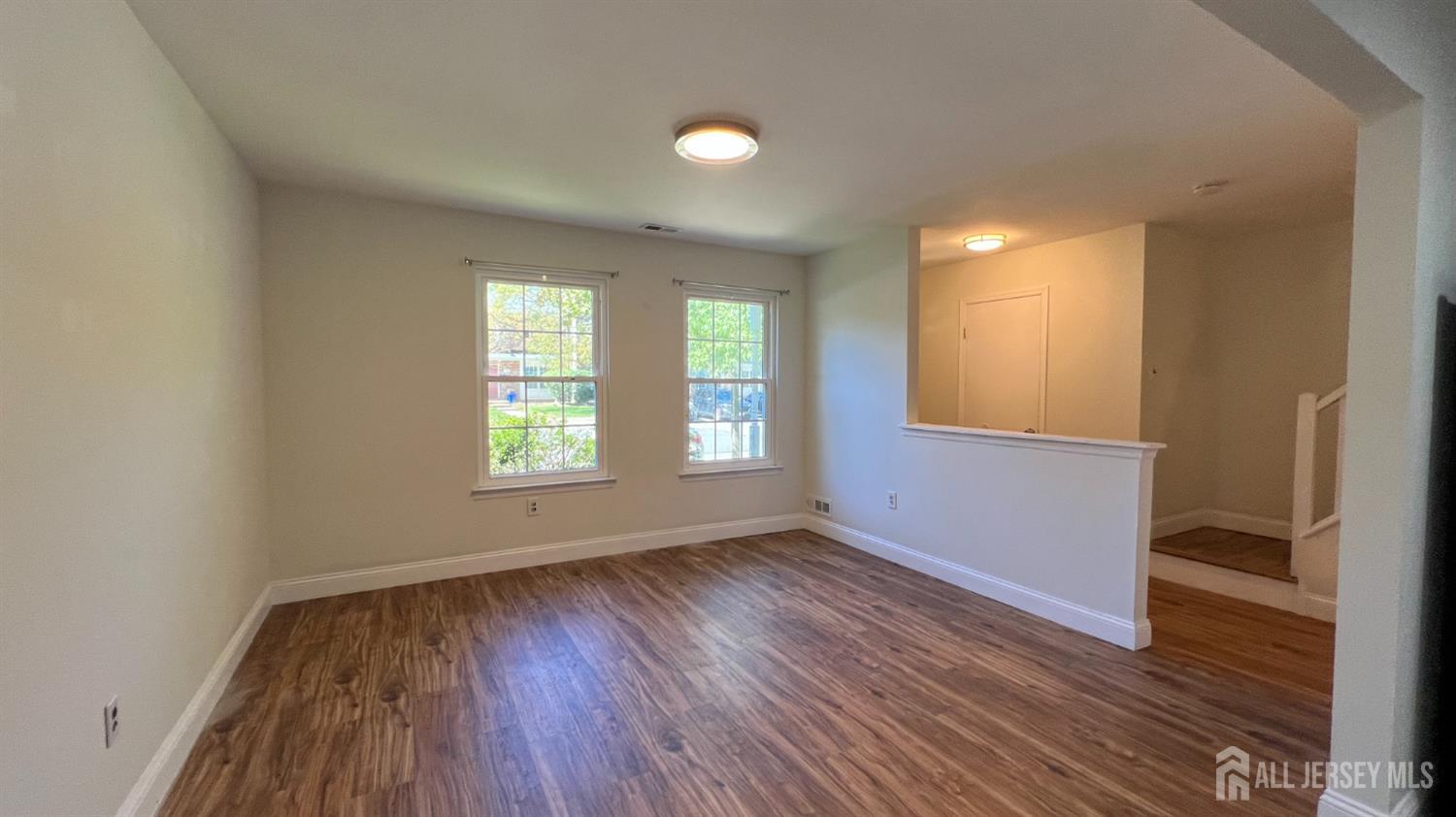 288 Constitution Circle North Brunswick NJ 08902
