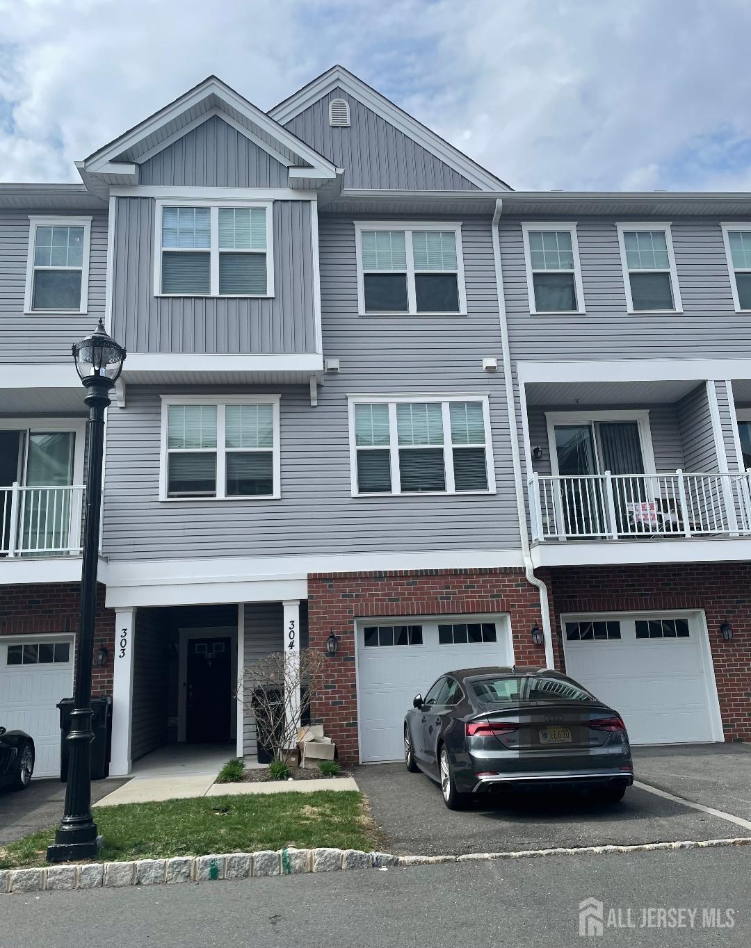 304 Dickson Court Highland Park NJ 08904
