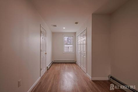 253 9th Street Sayreville NJ 08879