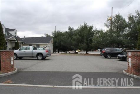 253 9th Street Sayreville NJ 08879