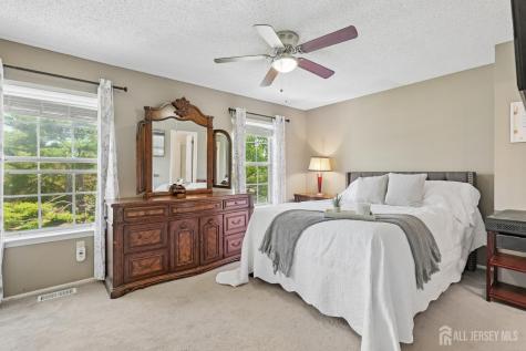 79-79 Chelsea Court Franklin NJ 08873