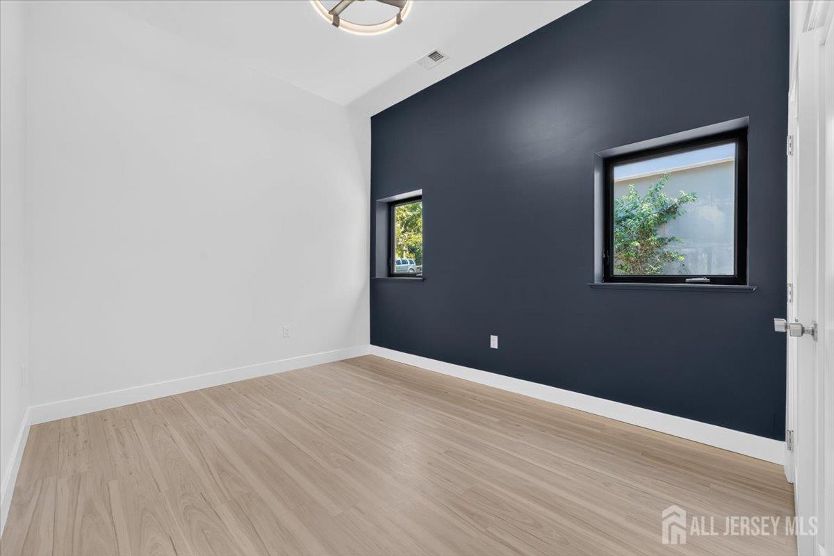 810 N 2nd Avenue Highland Park NJ 08904