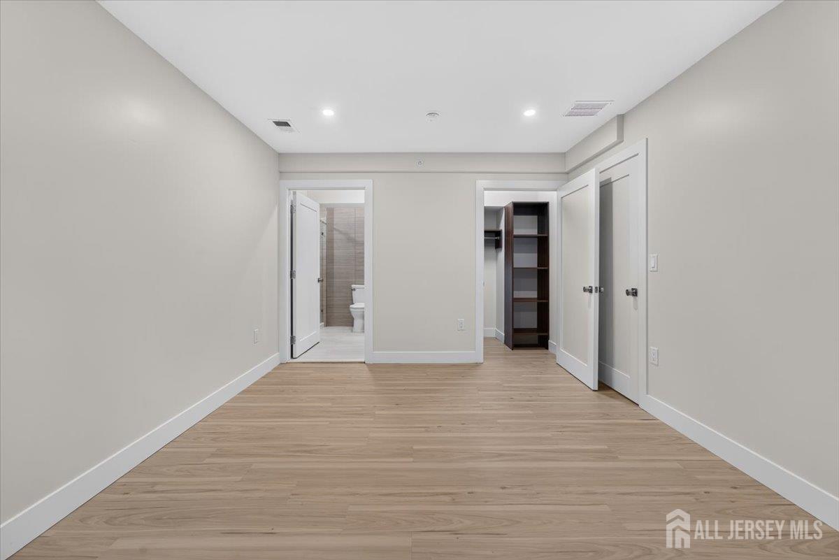 810 N 2nd Avenue Highland Park NJ 08904