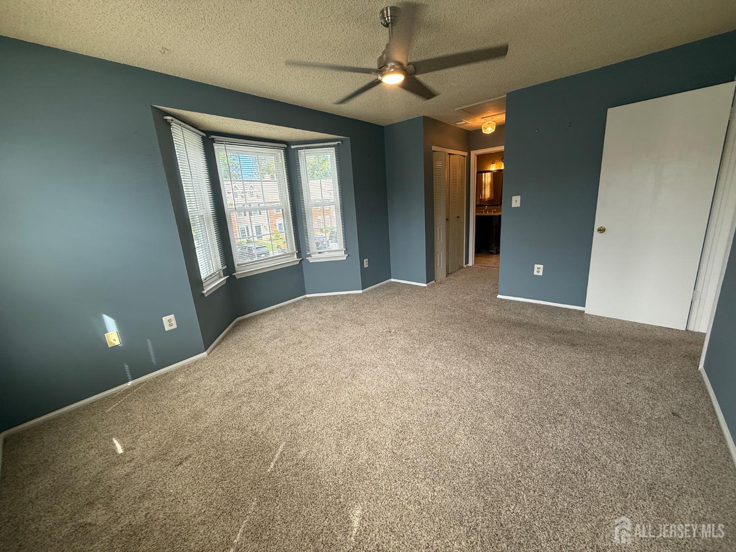 382 Hadleigh Lane North Brunswick NJ 08902