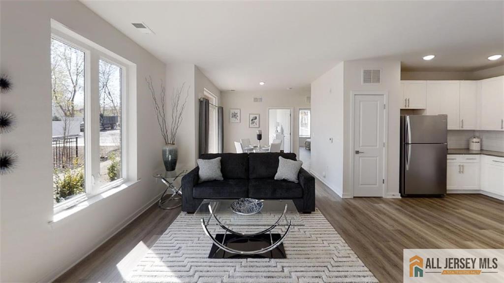 19 Stelton Road Piscataway NJ 08854
