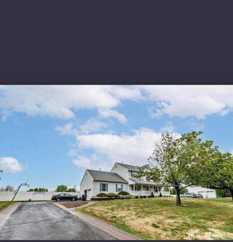 5 Gunther Loop Franklin NJ 08873