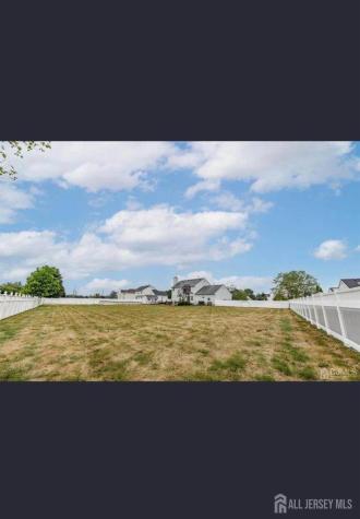 5 Gunther Loop Franklin NJ 08873