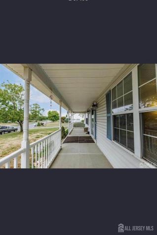 5 Gunther Loop Franklin NJ 08873