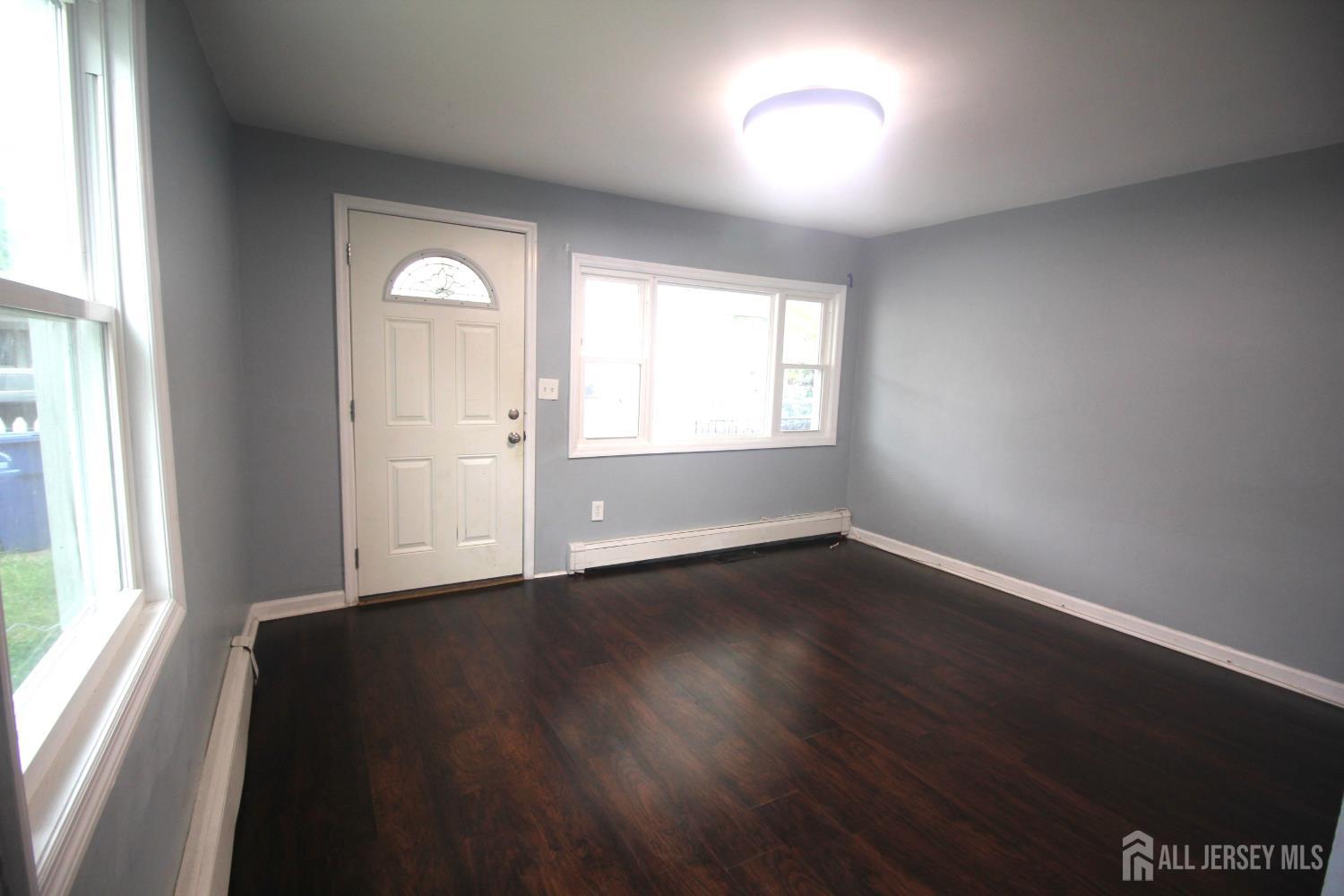 825 W 2nd Street Florence NJ 08518