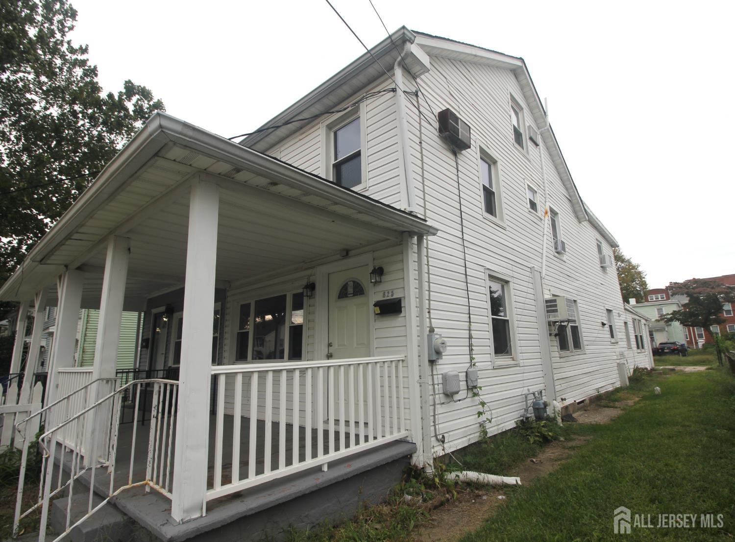 825 W 2nd Street Florence NJ 08518