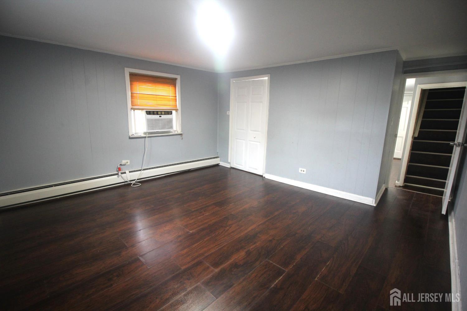 825 W 2nd Street Florence NJ 08518