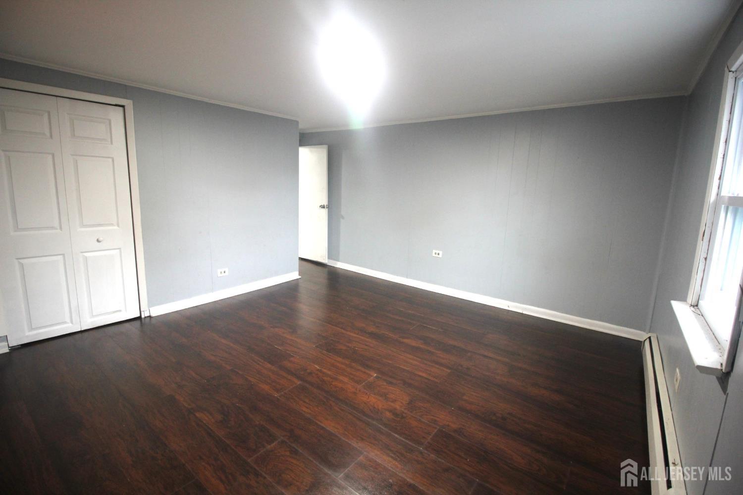 825 W 2nd Street Florence NJ 08518