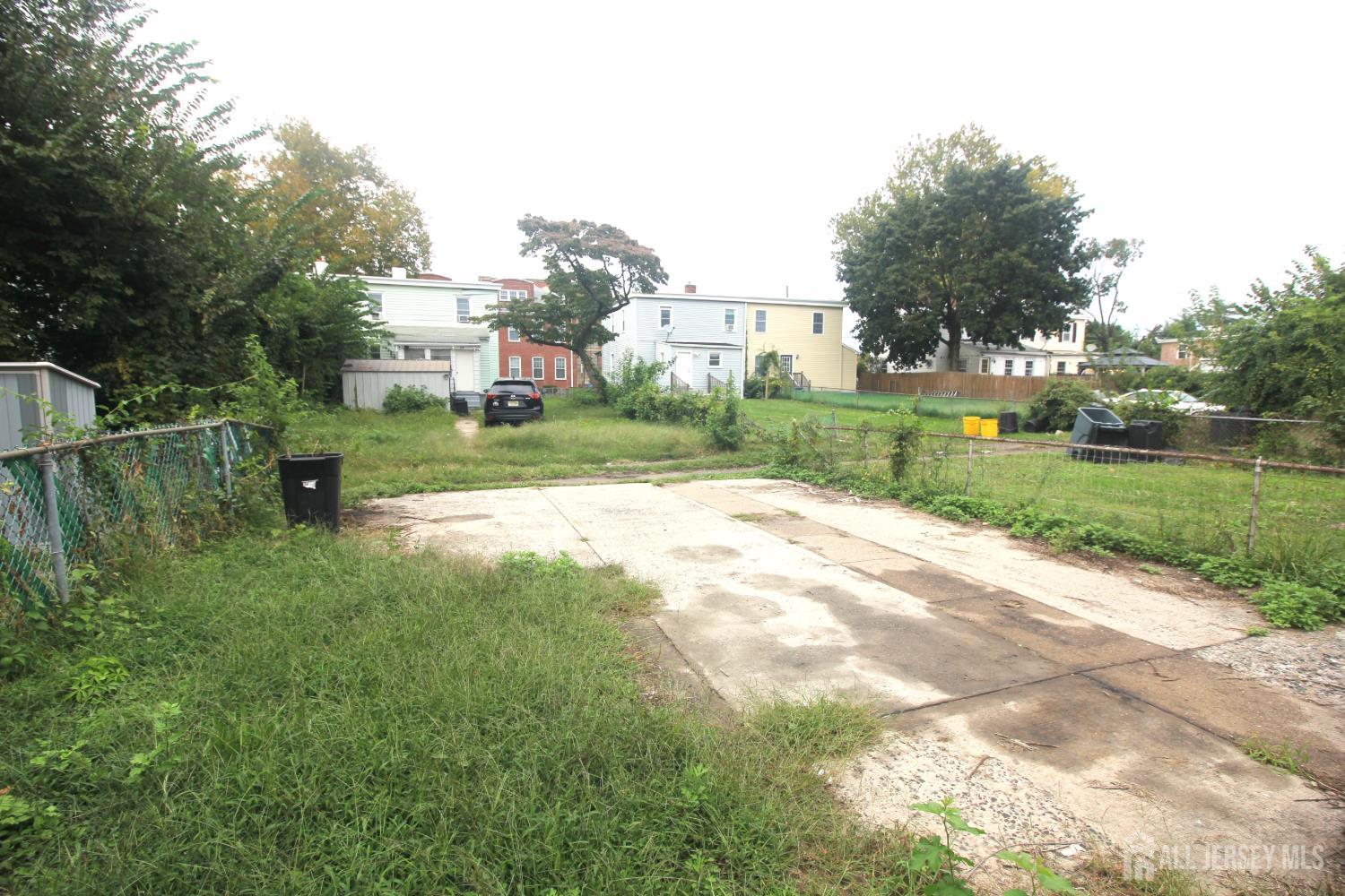 825 W 2nd Street Florence NJ 08518