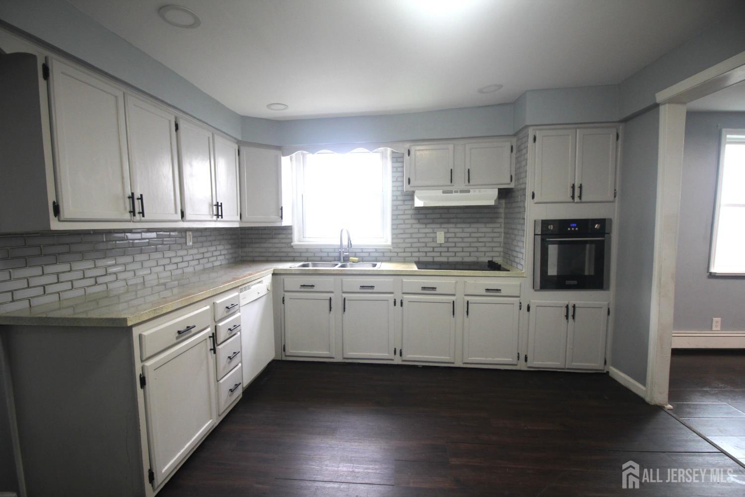 825 W 2nd Street Florence NJ 08518
