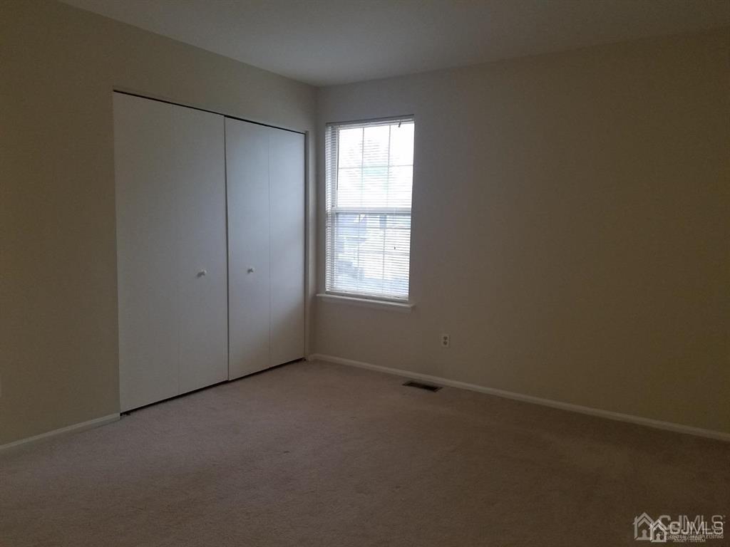 77 Winchester Way Franklin NJ 08873