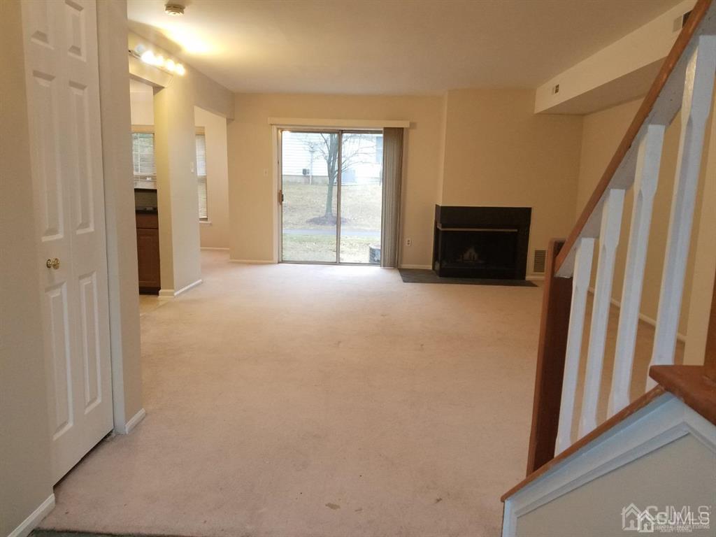 77 Winchester Way Franklin NJ 08873