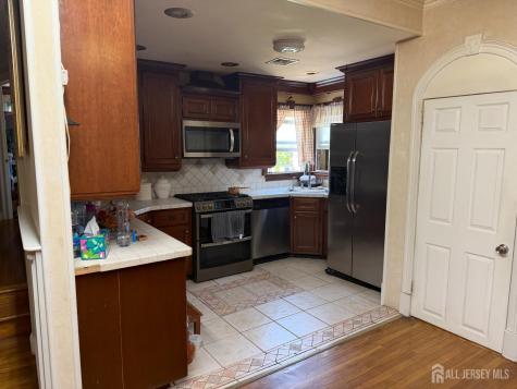 118 Swarthmore Terrace Metuchen NJ 08840