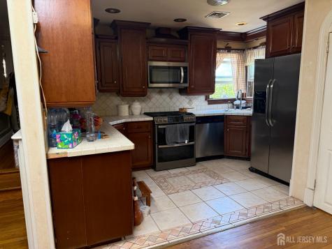 118 Swarthmore Terrace Metuchen NJ 08840