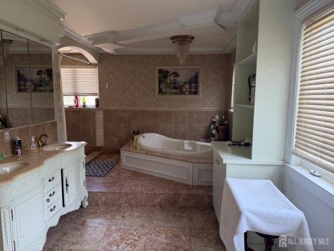 118 Swarthmore Terrace Metuchen NJ 08840