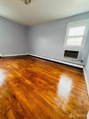 32 Union Place Irvington NJ 07111