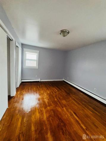 32 Union Place Irvington NJ 07111