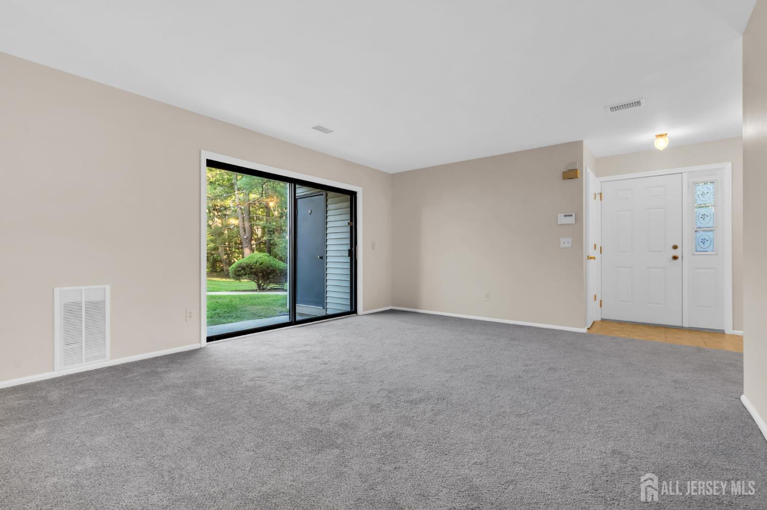 2101 Bayhead Drive Parlin NJ 08859