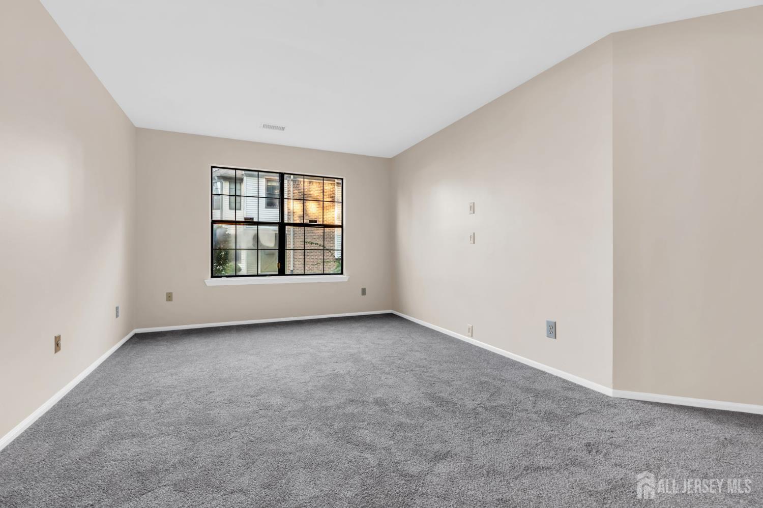 2101 Bayhead Drive Parlin NJ 08859