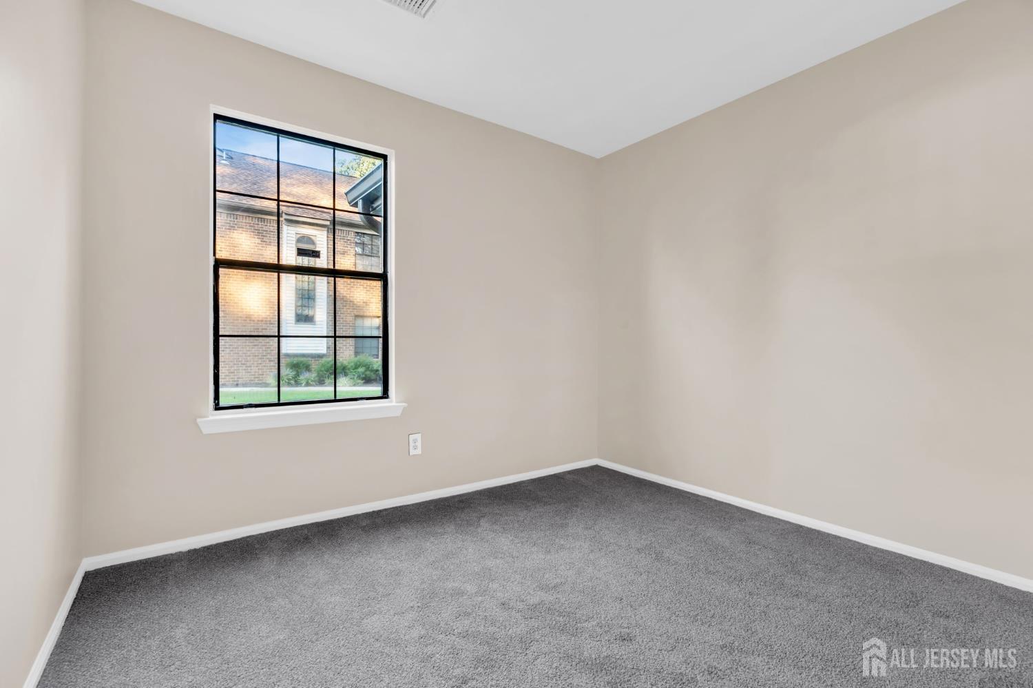 2101 Bayhead Drive Parlin NJ 08859