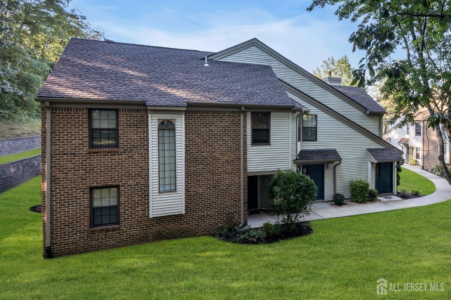 2101 Bayhead Drive Parlin NJ 08859