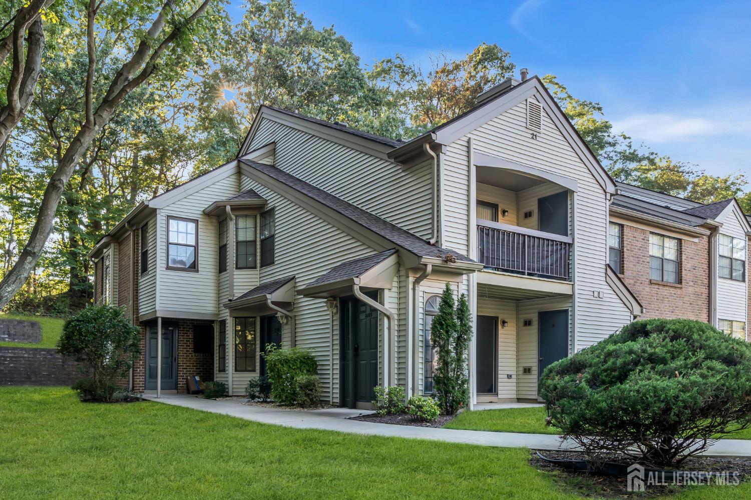 2101 Bayhead Drive Parlin NJ 08859