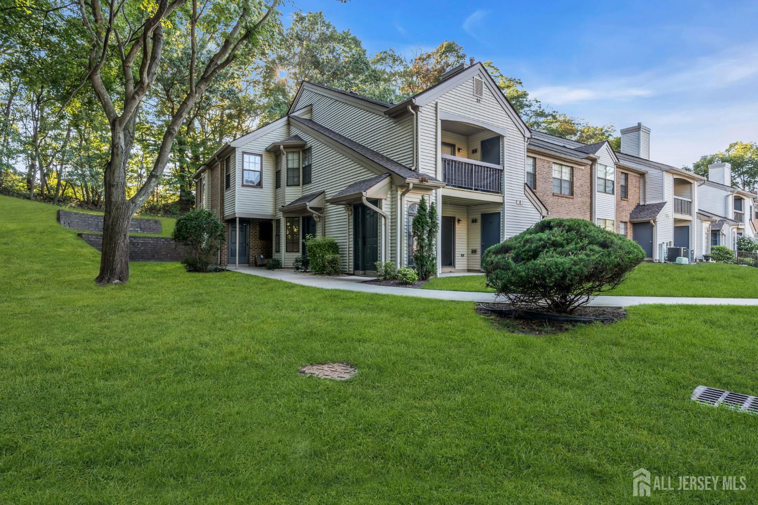 2101 Bayhead Drive Parlin NJ 08859