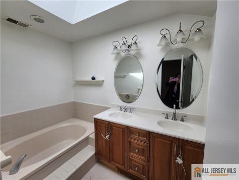 254 Sayre Drive Plainsboro NJ 08540