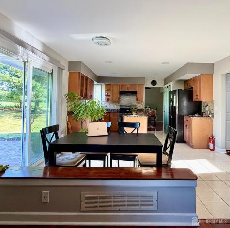 3 Dannys Way West Windsor NJ 08550