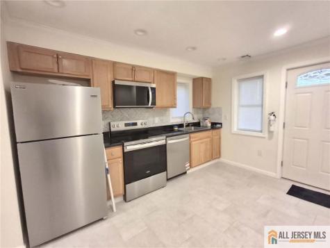49 Hillside Avenue Sayreville NJ 08872