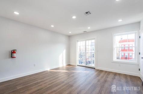 227 21st Street Irvington NJ 07111