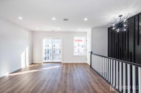227 21st Street Irvington NJ 07111
