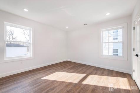 227 21st Street Irvington NJ 07111