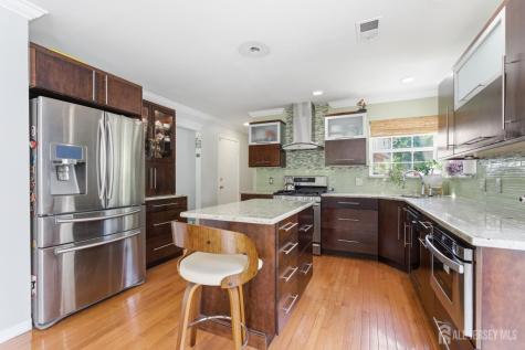 26 Alexis Lane Edison NJ 08820