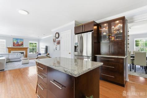 26 Alexis Lane Edison NJ 08820