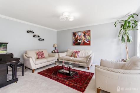 26 Alexis Lane Edison NJ 08820