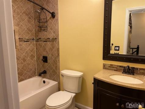 11 Bristol Drive North Brunswick NJ 08902