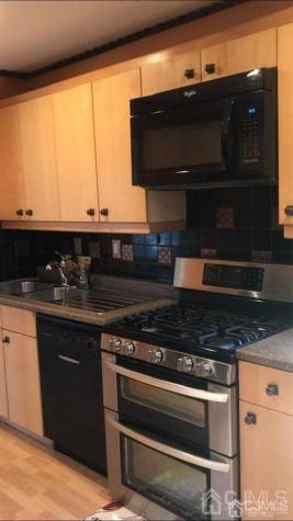 11 Bristol Drive North Brunswick NJ 08902
