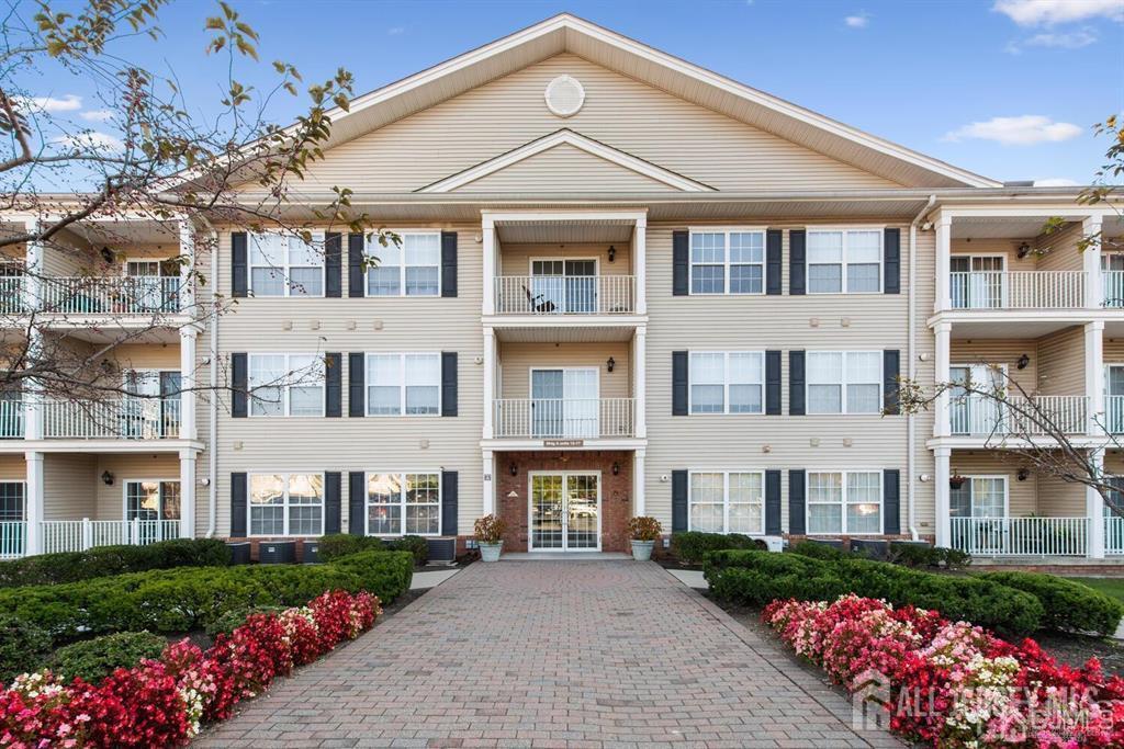 163 Liddle Avenue Edison NJ 08837