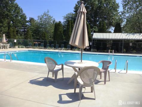 482 Danbury Lane East Brunswick NJ 08816
