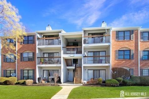 482 Danbury Lane East Brunswick NJ 08816