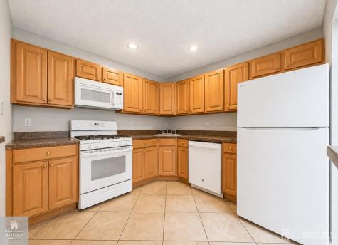 482 Danbury Lane East Brunswick NJ 08816