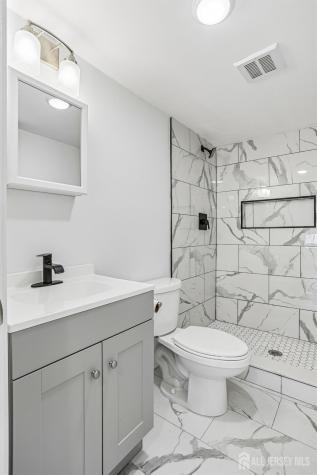 170 Seaman Street New Brunswick NJ 08901