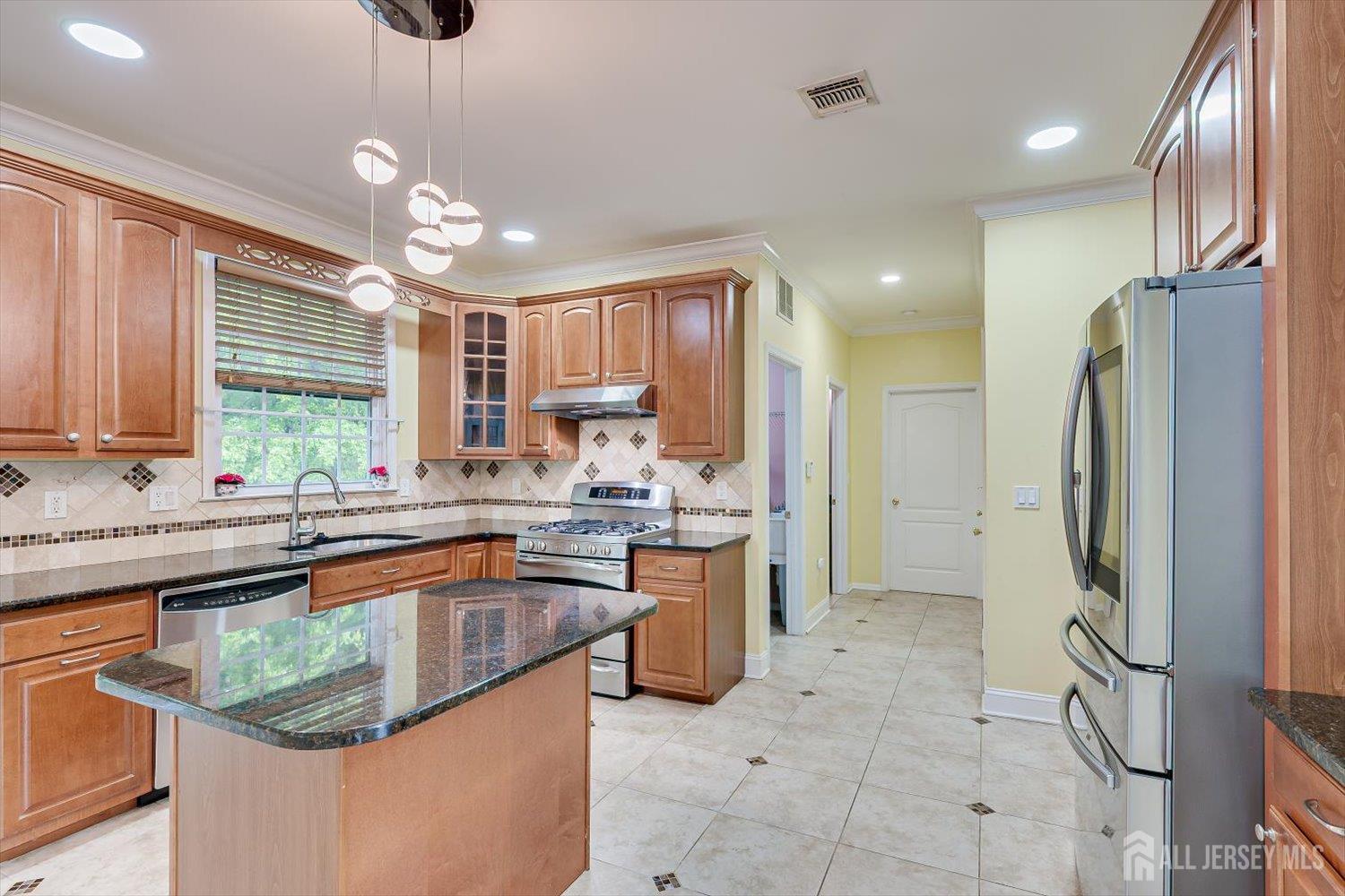 29 Mission Drive Monroe NJ 08831