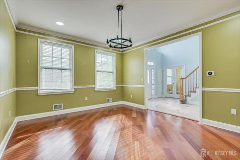 29 Mission Drive Monroe NJ 08831