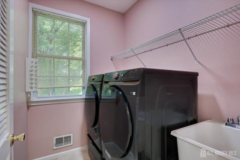 29 Mission Drive Monroe NJ 08831